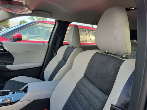 New 2026 Mitsubishi Outlander SE image 8