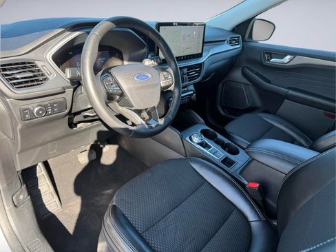Used 2023 Ford Escape SE FWD image 14