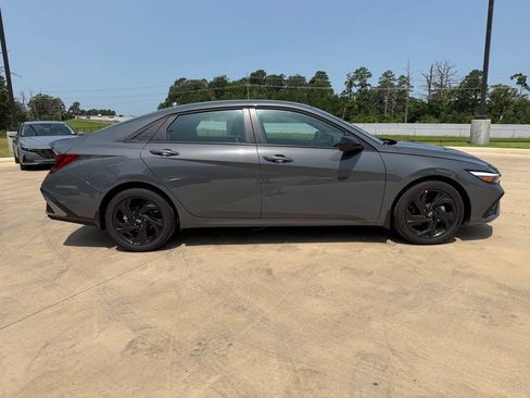 Certified 2026 Hyundai Elantra Sport FWD image 6