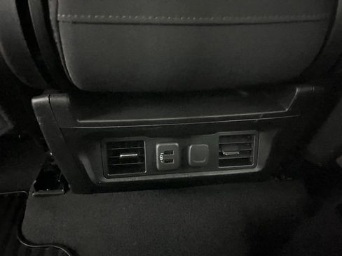 Used 2019 GMC Sierra 1500 SLE image 18