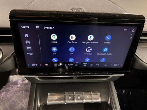 New 2026 Lincoln Nautilus Premier image 9