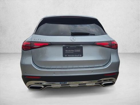 Used 2026 Mercedes-Benz GLC 300 image 7