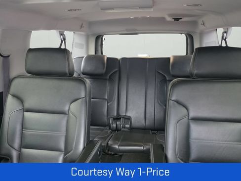 Used 2016 GMC Yukon XL Denali w/ Open Road Package AWD/4WD image 10