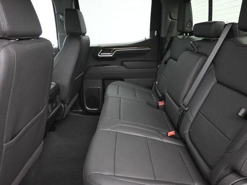 New 2026 Chevrolet Silverado 1500 RST w/ Redline Edition AWD/4WD image 18
