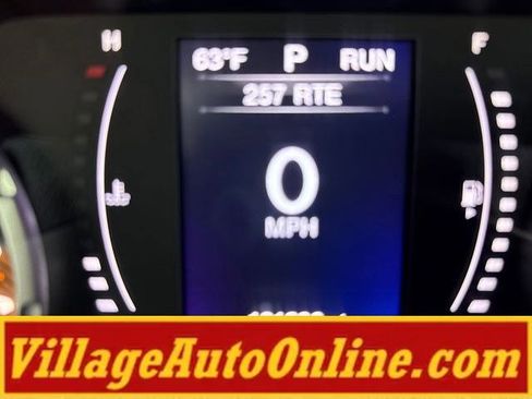 Used 2019 Jeep Renegade Latitude w/ Cold Weather Group AWD/4WD image 20