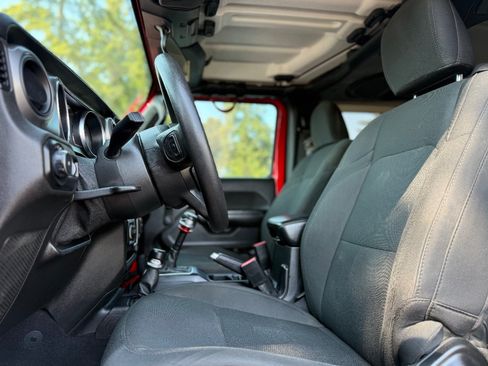 Used 2021 Jeep Wrangler Sport AWD/4WD image 13