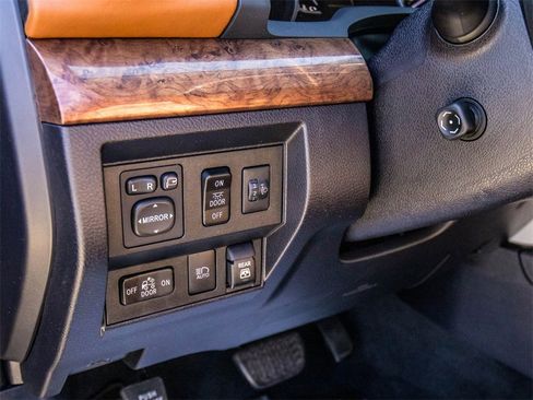 Used 2021 Toyota Tundra 1794 Edition image 33