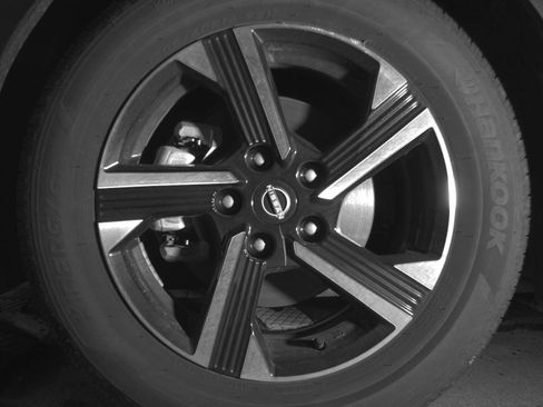 Used 2025 Nissan Sentra SV FWD image 12