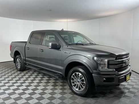 Used 2018 Ford F150 Lariat w/ Equipment Group 502A Luxury AWD/4WD image 3