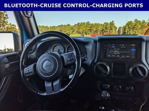 Used 2015 Jeep Wrangler Sport image 8