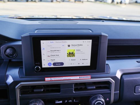 Certified 2025 Toyota Tacoma SR5 image 23