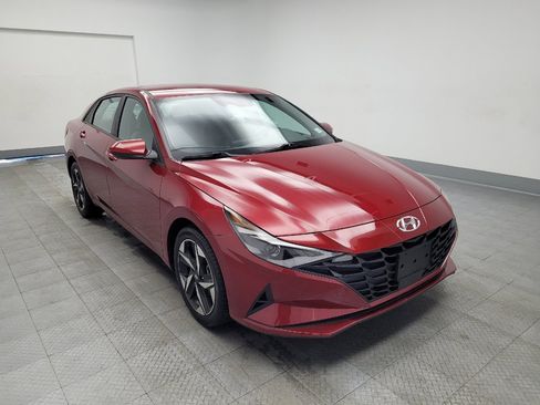 Used 2023 Hyundai Elantra SEL w/ Convenience Package image 13