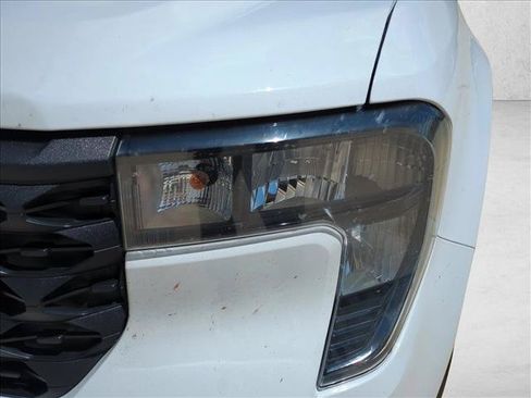 Used 2025 Ford Maverick XL FWD image 9