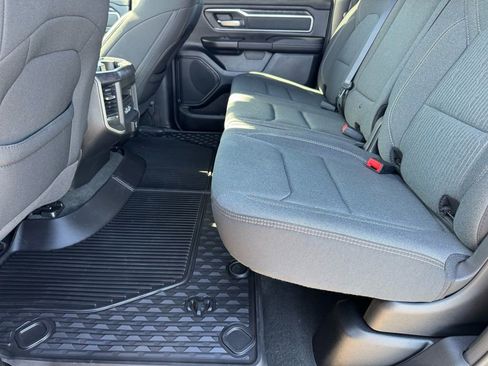 Used 2022 RAM 1500 Big Horn AWD/4WD image 16