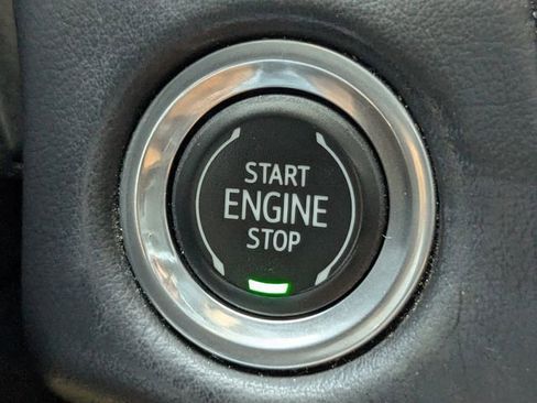 Used 2022 Chevrolet Tahoe LT w/ LT Signature Package image 38