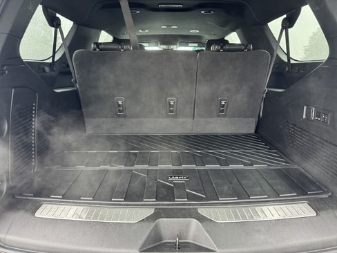 Certified 2023 Chevrolet Suburban Premier image 20