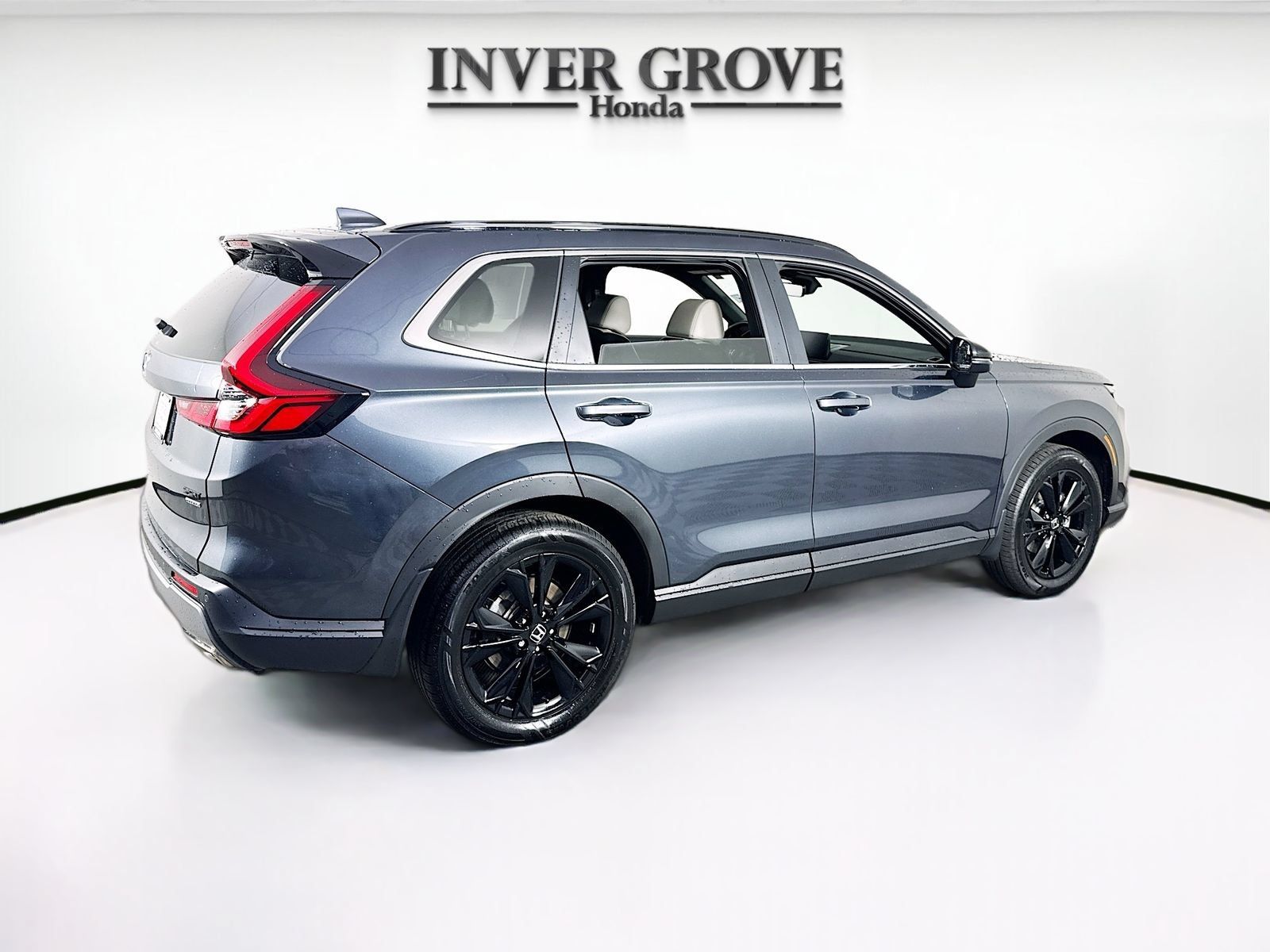 Used 2024 Honda CR-V Sport Touring image 4