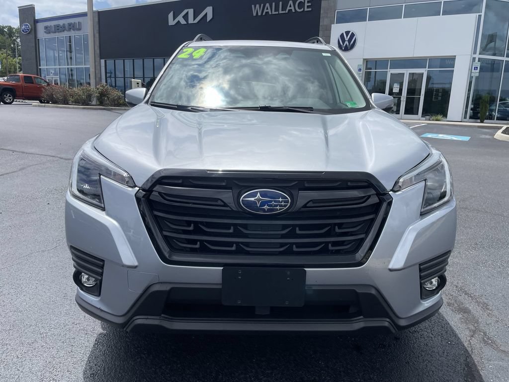 Certified 2024 Subaru Forester Limited AWD/4WD image 2