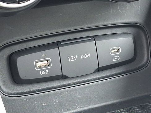 Used 2023 Hyundai Venue SEL w/ Cargo Package FWD image 24