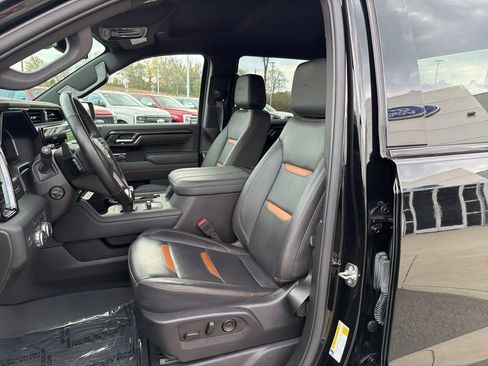 Used 2025 GMC Sierra 1500 AT4 AWD/4WD image 10