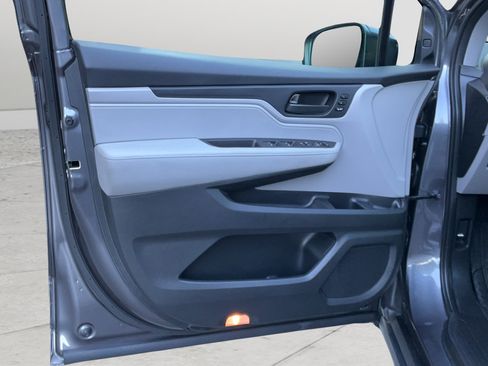 Used 2019 Honda Odyssey EX-L image 10