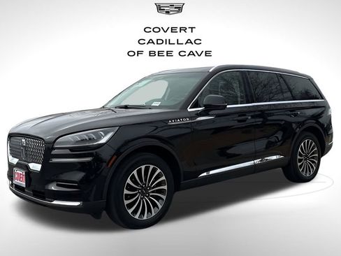 Used 2022 Lincoln Aviator Reserve w/ Elements Package Plus image 3