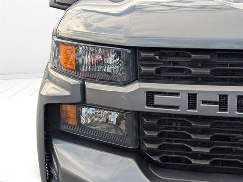 Used 2021 Chevrolet Silverado 1500 Custom image 17