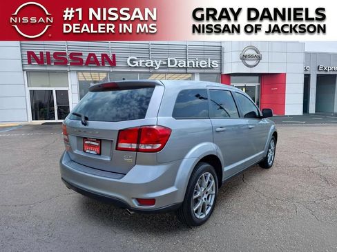 Used 2018 Dodge Journey GT FWD image 7