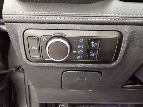 Used 2025 Ford Mustang Premium RWD image 21