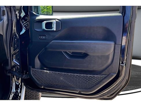 Certified 2023 Jeep Wrangler Unlimited Rubicon 392 w/ Trailer Tow Package AWD/4WD image 22