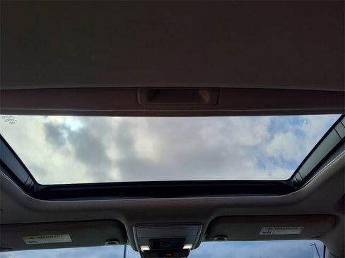 Used 2023 Honda Accord EX image 27