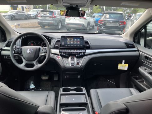 Certified 2026 Honda Odyssey EX-L image 33