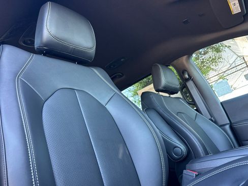 New 2026 Chrysler Voyager LX image 15