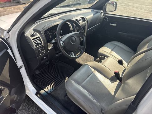 Used 2012 Chevrolet Colorado W/T RWD image 11