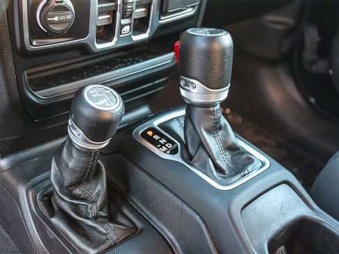 Used 2020 Jeep Gladiator Sport w/ Quick Order Package 24S image 26