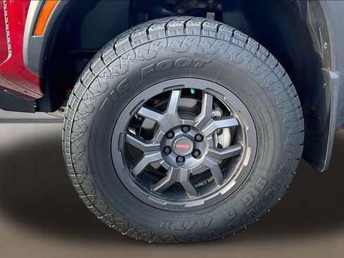 Used 2022 Nissan Frontier PRO-4X AWD/4WD image 6