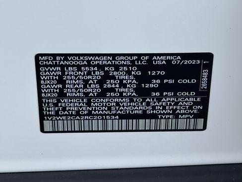 Used 2024 Volkswagen Atlas Cross Sport SE image 39