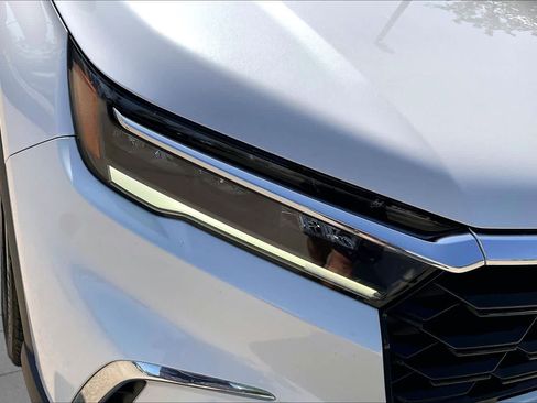 Used 2025 Honda Pilot Elite image 27