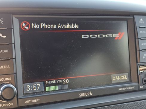 Used 2017 Dodge Grand Caravan GT image 3