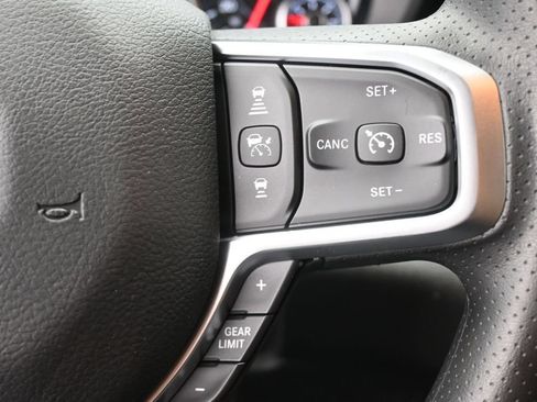 New 2026 RAM 1500 Express AWD/4WD image 28