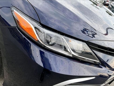 Used 2021 Toyota Camry LE FWD image 24