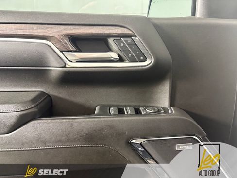 Used 2024 Chevrolet Silverado 1500 LTZ AWD/4WD image 21