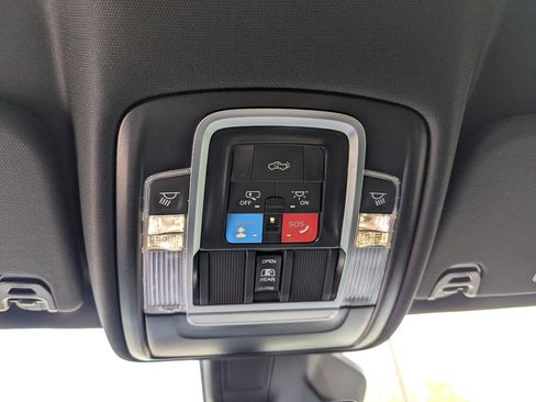New 2026 RAM 1500 Laramie AWD/4WD image 27