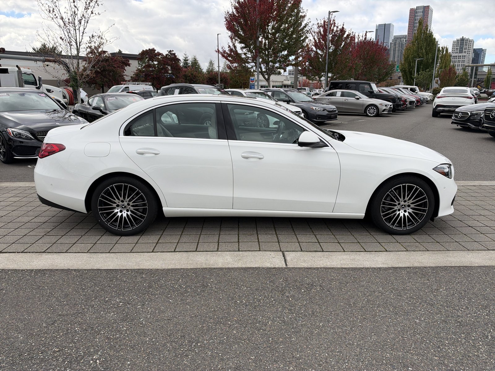 Certified 2026 Mercedes-Benz C 300 4MATIC Sedan image 4