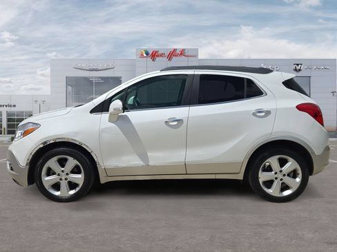 Used 2016 Buick Encore Convenience FWD image 2
