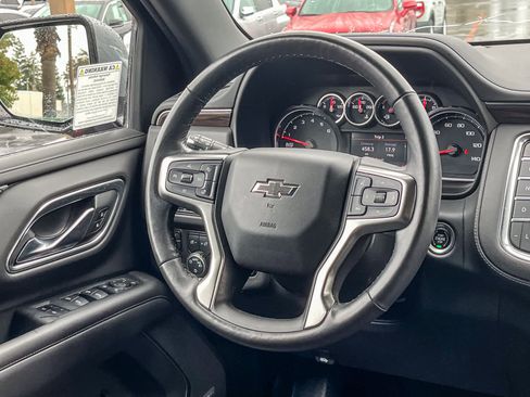 Used 2021 Chevrolet Tahoe Z71 w/ Z71 Signature Package image 13