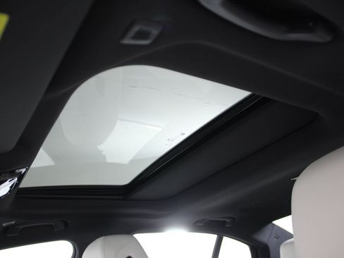 New 2026 BMW 530i xDrive w/ M Sport Package image 13