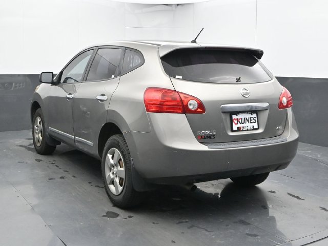 Used 2013 Nissan Rogue S AWD/4WD image 9