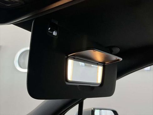 Certified 2025 Cadillac XT6 Luxury image 33