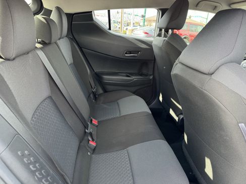Used 2021 Toyota C-HR LE image 32